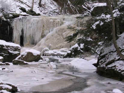 Lower Falls in Winter